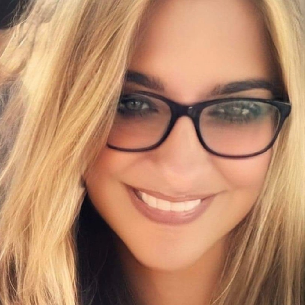 Meet your Posher, Mechelle